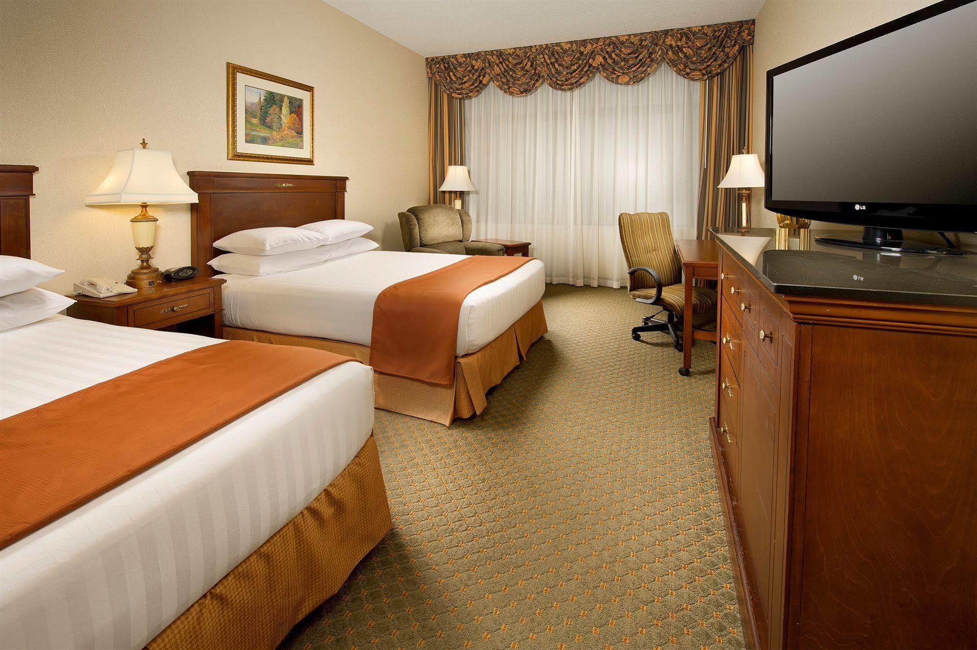 Drury Plaza Hotel St. Louis Chesterfield Exterior foto